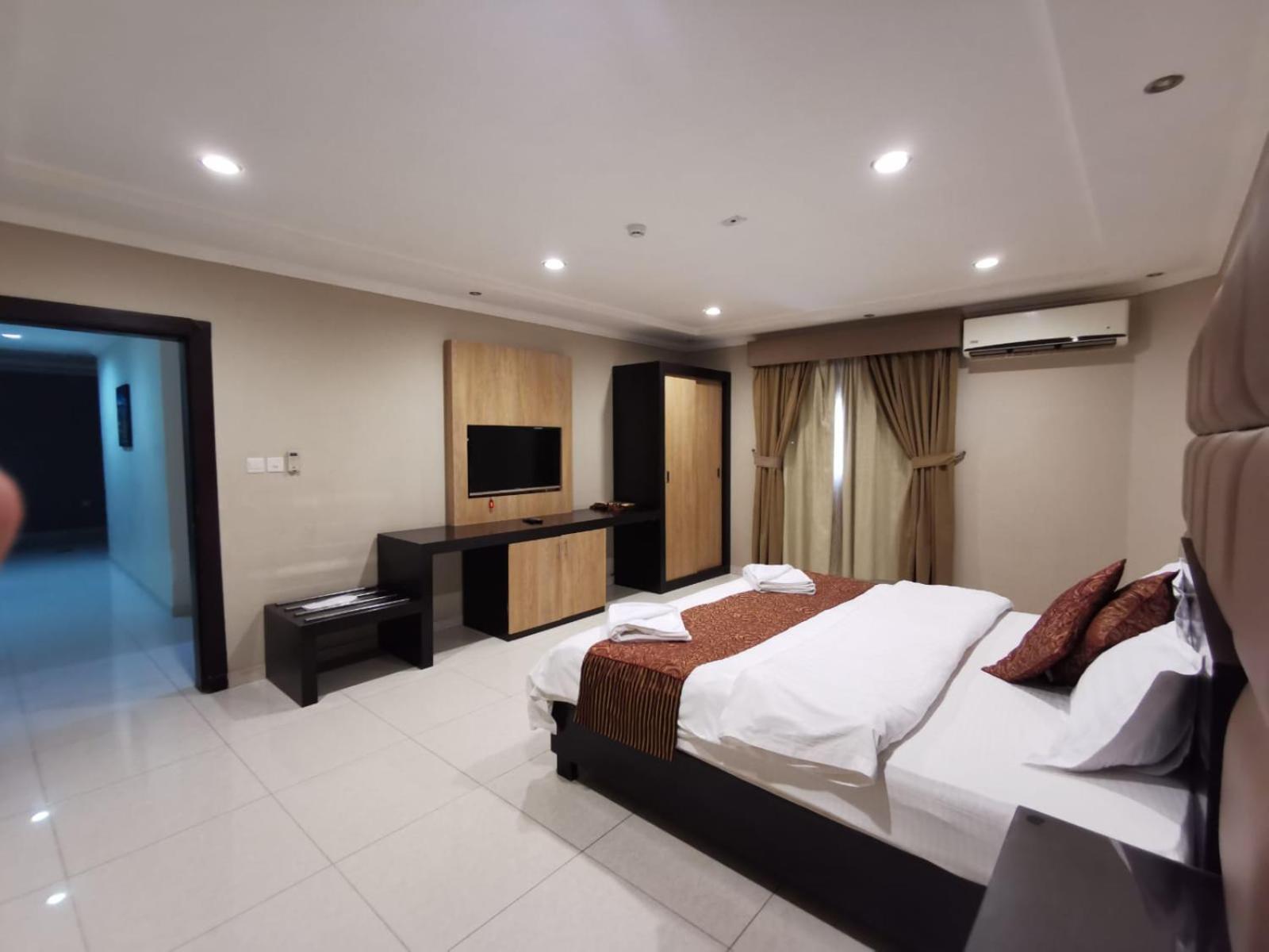Aparthotel Ashbonh 3*