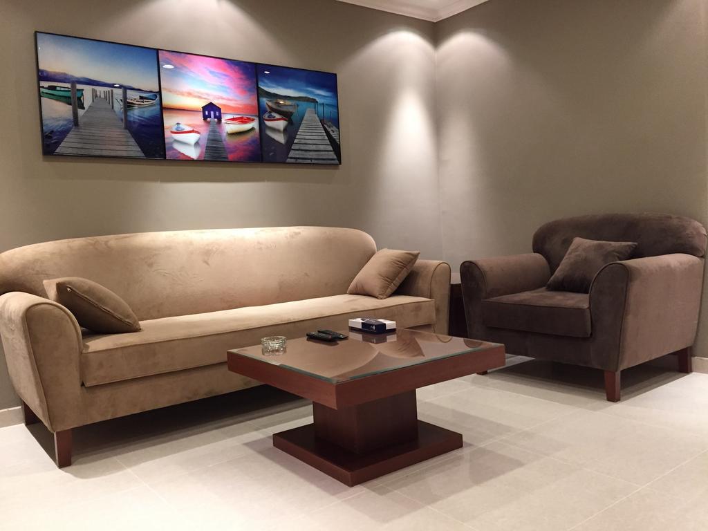 Ashbonh Aparthotel 3*